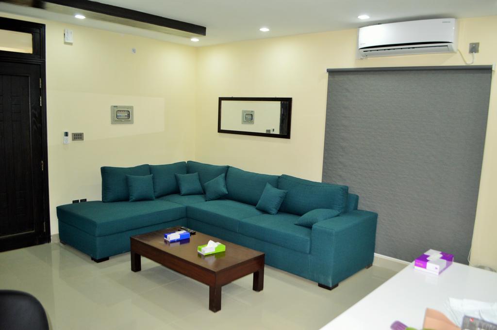 Intellectual Suites - Spring North Ph7 Bahria Town Rawalpindi Buitenkant foto